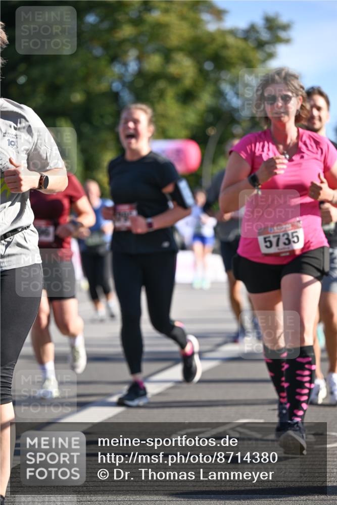 07.09.2025 - BARMER Alsterlauf Dr. Thomas Lammeyer http://msf.ph/oto/8714380 07.09.2025 09:47:39 Laufen 5735 meine-sportfotos.de