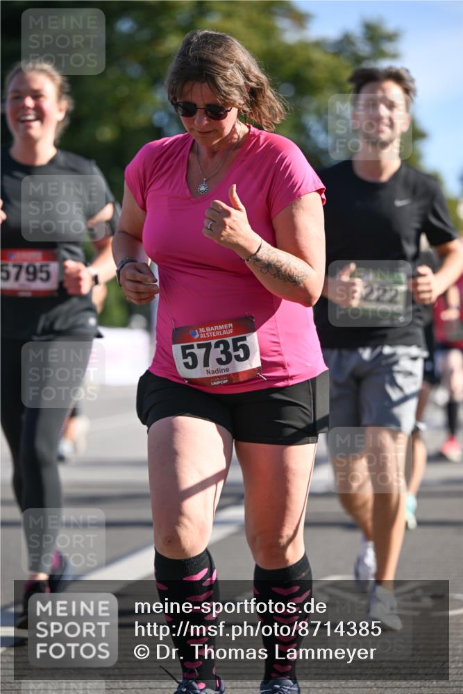 07.09.2025 - BARMER Alsterlauf Dr. Thomas Lammeyer http://msf.ph/oto/8714385 07.09.2025 09:47:40 Laufen 5795, 1636, 5735 meine-sportfotos.de