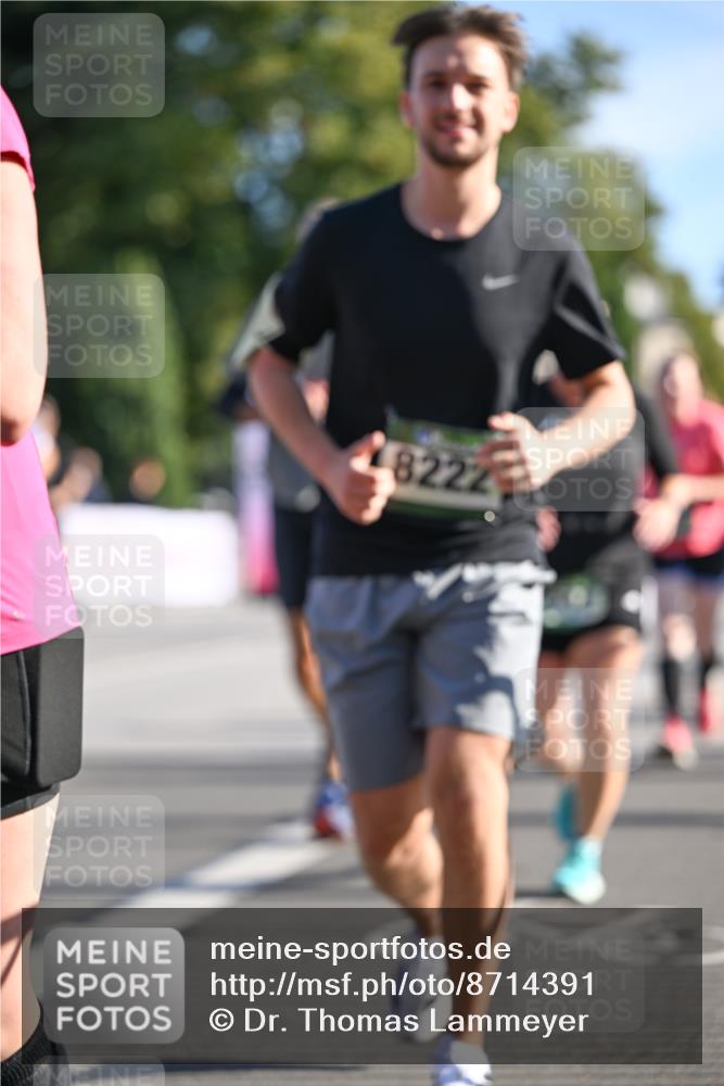 07.09.2025 - BARMER Alsterlauf Dr. Thomas Lammeyer http://msf.ph/oto/8714391 07.09.2025 09:47:40 Laufen 8222 meine-sportfotos.de