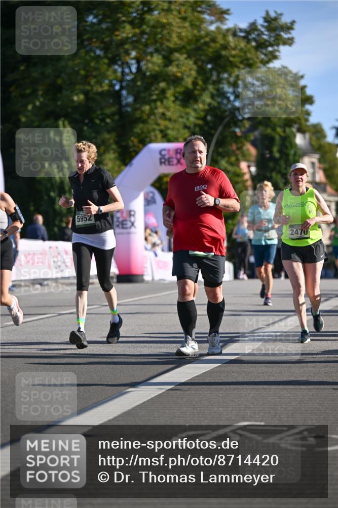 07.09.2025 - BARMER Alsterlauf Dr. Thomas Lammeyer http://msf.ph/oto/8714420 07.09.2025 09:47:46 Laufen 7161, 5952, 2470 meine-sportfotos.de