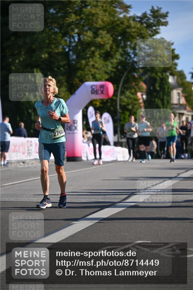 07.09.2025 - BARMER Alsterlauf Dr. Thomas Lammeyer http://msf.ph/oto/8714449 07.09.2025 09:47:50 Laufen 2705 meine-sportfotos.de