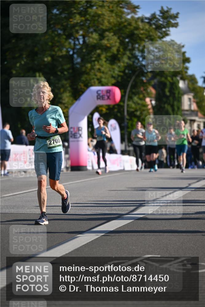 07.09.2025 - BARMER Alsterlauf Dr. Thomas Lammeyer http://msf.ph/oto/8714450 07.09.2025 09:47:50 Laufen 2705 meine-sportfotos.de