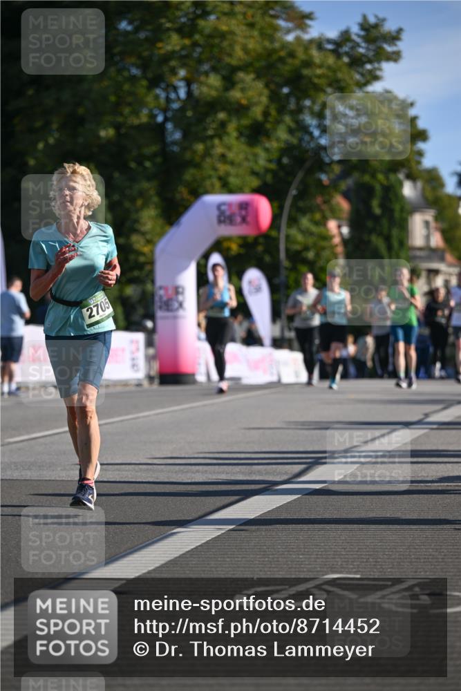 07.09.2025 - BARMER Alsterlauf Dr. Thomas Lammeyer http://msf.ph/oto/8714452 07.09.2025 09:47:51 Laufen 2705 meine-sportfotos.de