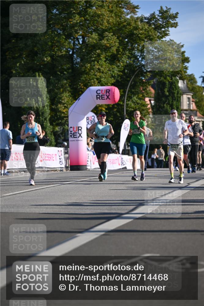 07.09.2025 - BARMER Alsterlauf Dr. Thomas Lammeyer http://msf.ph/oto/8714468 07.09.2025 09:47:54 Laufen 2255, 8296, 2825, 5563 meine-sportfotos.de