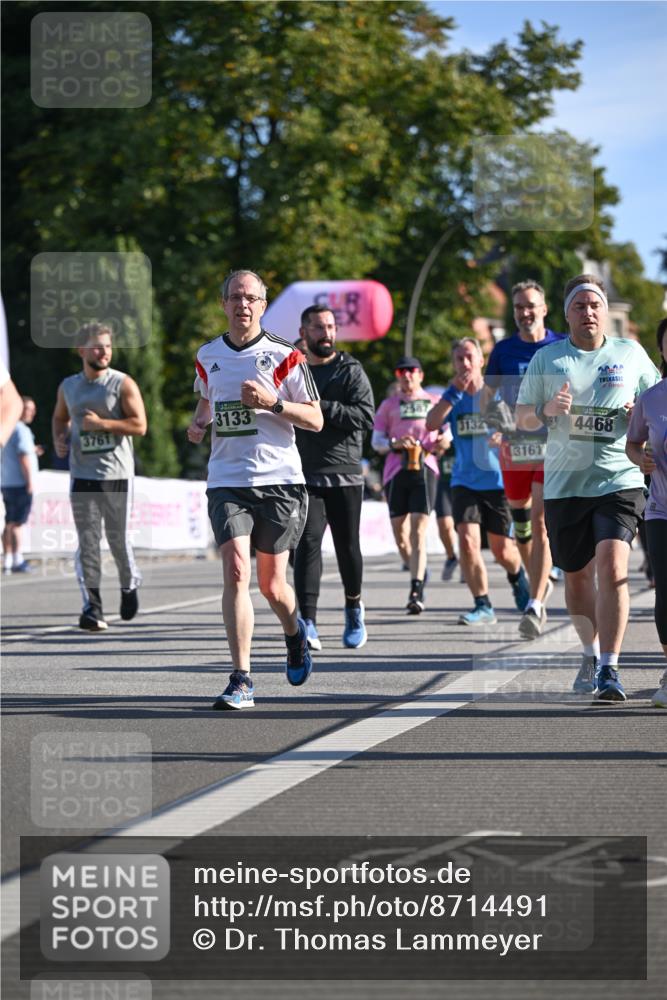 07.09.2025 - BARMER Alsterlauf Dr. Thomas Lammeyer http://msf.ph/oto/8714491 07.09.2025 09:47:59 Laufen 3133, 2587, 3761, 3132, 3161, 4468 meine-sportfotos.de