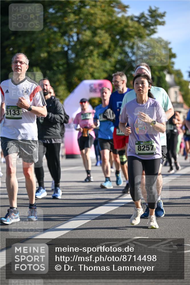 07.09.2025 - BARMER Alsterlauf Dr. Thomas Lammeyer http://msf.ph/oto/8714498 07.09.2025 09:48:01 Laufen 3133, 8257 meine-sportfotos.de