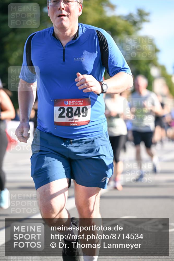07.09.2025 - BARMER Alsterlauf Dr. Thomas Lammeyer http://msf.ph/oto/8714534 07.09.2025 09:48:07 Laufen 36, 2849 meine-sportfotos.de