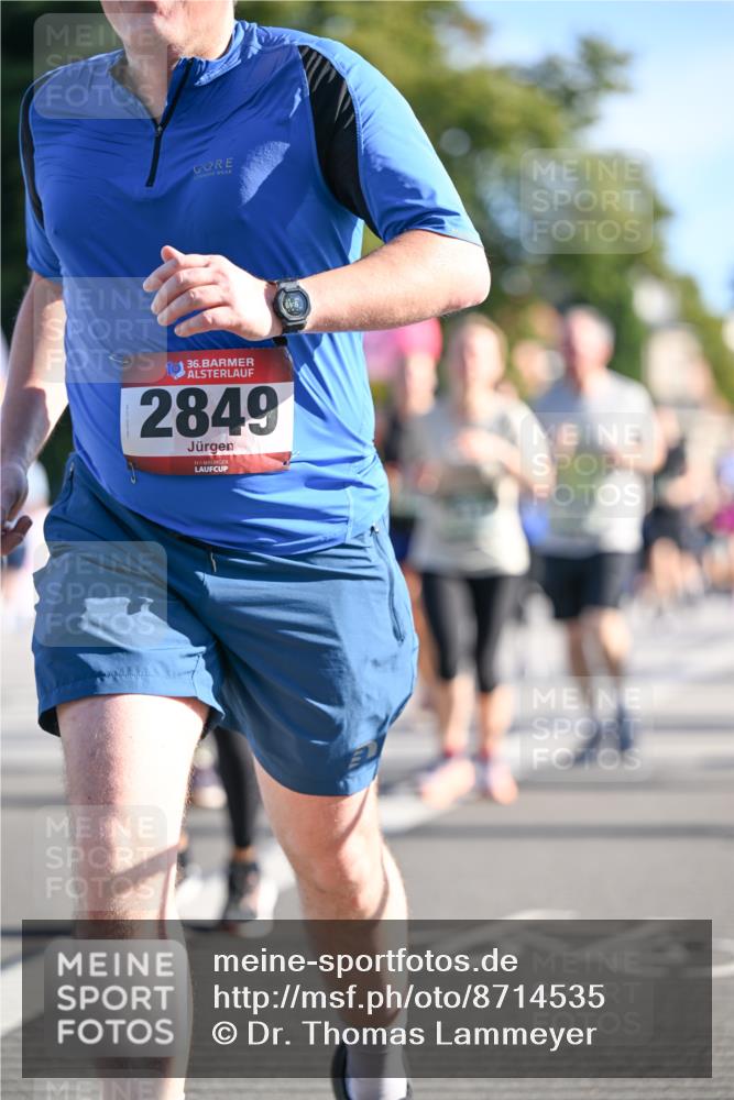 07.09.2025 - BARMER Alsterlauf Dr. Thomas Lammeyer http://msf.ph/oto/8714535 07.09.2025 09:48:07 Laufen 36, 2849 meine-sportfotos.de