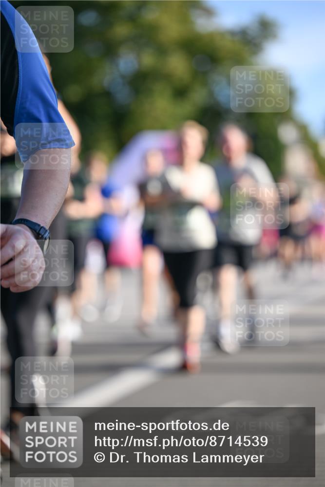 07.09.2025 - BARMER Alsterlauf Dr. Thomas Lammeyer http://msf.ph/oto/8714539 07.09.2025 09:48:07 Laufen  meine-sportfotos.de