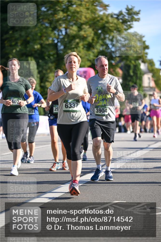 07.09.2025 - BARMER Alsterlauf Dr. Thomas Lammeyer http://msf.ph/oto/8714542 07.09.2025 09:48:08 Laufen 407, 29, 185, 6337, 3904 meine-sportfotos.de