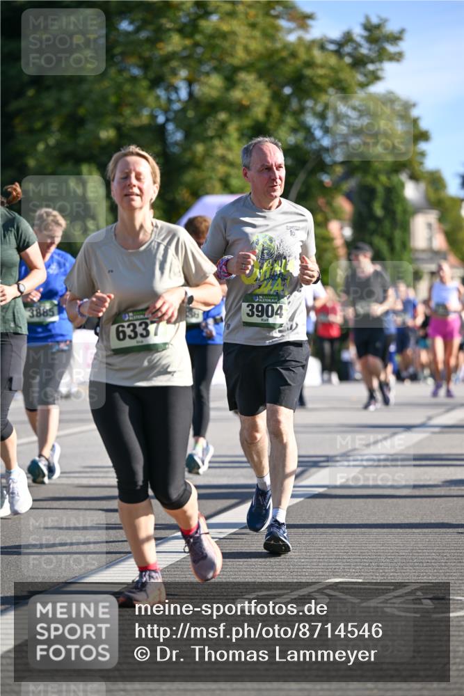 07.09.2025 - BARMER Alsterlauf Dr. Thomas Lammeyer http://msf.ph/oto/8714546 07.09.2025 09:48:08 Laufen 3885, 6337, 36, 3904, 10 meine-sportfotos.de