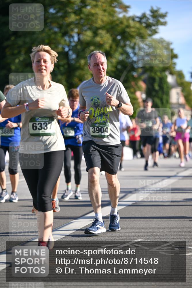 07.09.2025 - BARMER Alsterlauf Dr. Thomas Lammeyer http://msf.ph/oto/8714548 07.09.2025 09:48:09 Laufen 3885, 6337, 36, 3904 meine-sportfotos.de