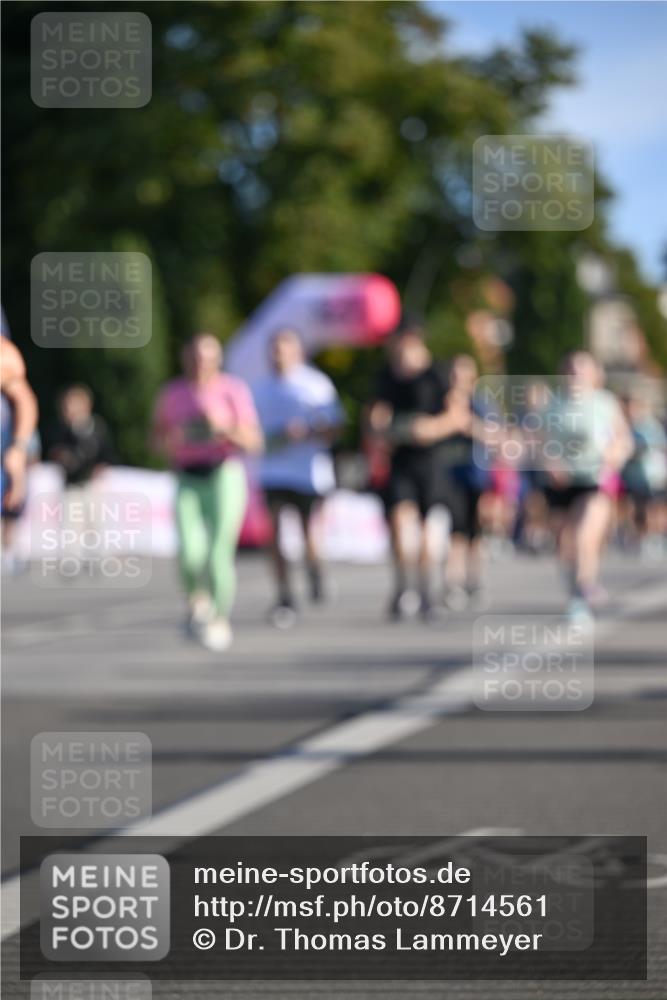 07.09.2025 - BARMER Alsterlauf Dr. Thomas Lammeyer http://msf.ph/oto/8714561 07.09.2025 09:48:10 Laufen  meine-sportfotos.de