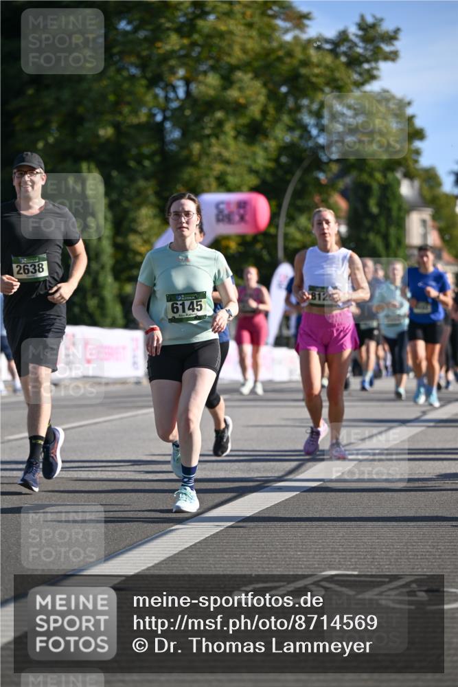 07.09.2025 - BARMER Alsterlauf Dr. Thomas Lammeyer http://msf.ph/oto/8714569 07.09.2025 09:48:13 Laufen 2638, 6145, 8126 meine-sportfotos.de