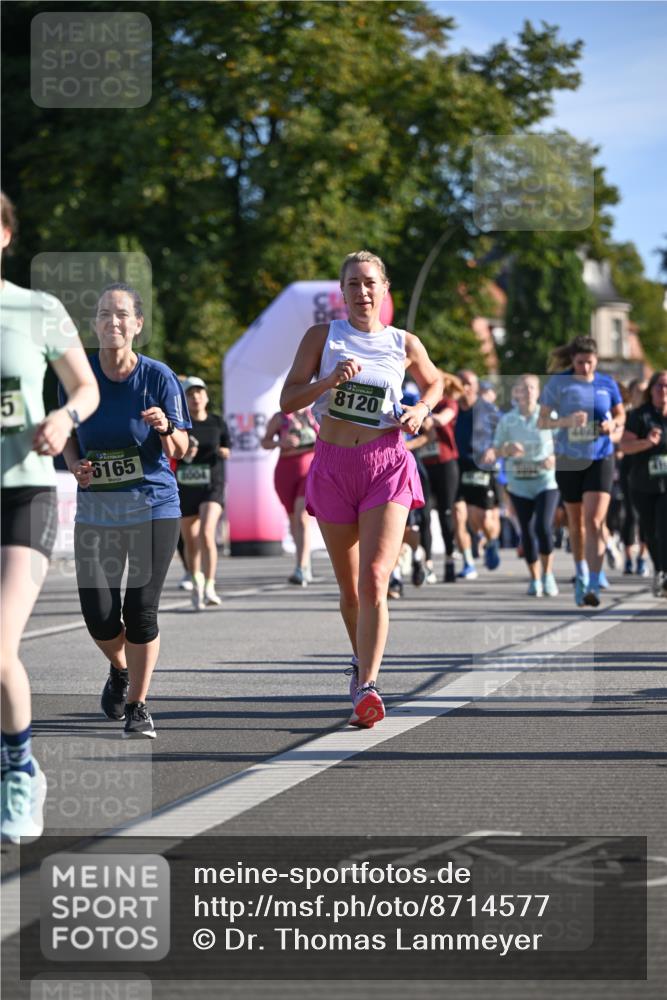 07.09.2025 - BARMER Alsterlauf Dr. Thomas Lammeyer http://msf.ph/oto/8714577 07.09.2025 09:48:15 Laufen 5, 6165, 8120, 4492 meine-sportfotos.de