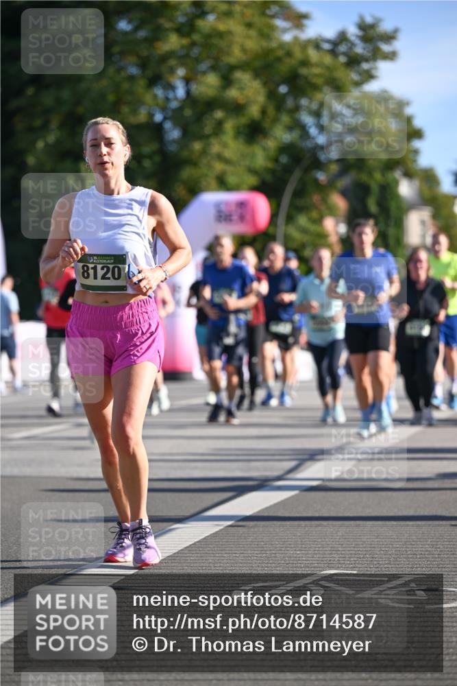 07.09.2025 - BARMER Alsterlauf Dr. Thomas Lammeyer http://msf.ph/oto/8714587 07.09.2025 09:48:16 Laufen 6, 8120 meine-sportfotos.de