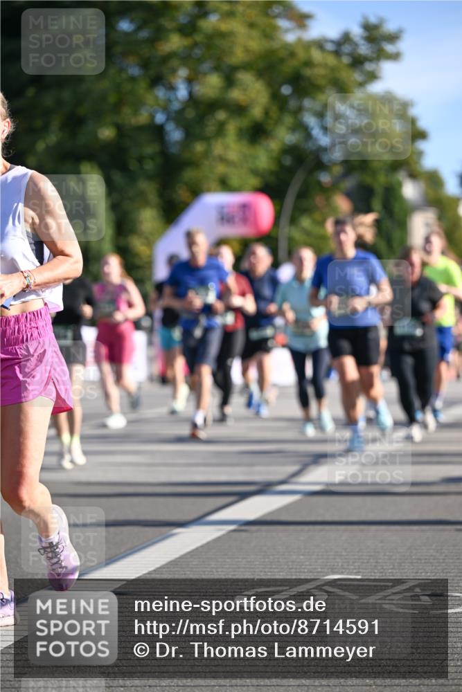 07.09.2025 - BARMER Alsterlauf Dr. Thomas Lammeyer http://msf.ph/oto/8714591 07.09.2025 09:48:17 Laufen  meine-sportfotos.de