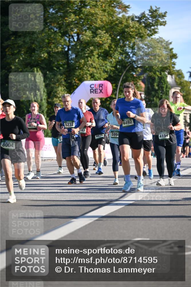 07.09.2025 - BARMER Alsterlauf Dr. Thomas Lammeyer http://msf.ph/oto/8714595 07.09.2025 09:48:17 Laufen 8004, 46, 5232, 743, 4638, 5994, 4492, 4154 meine-sportfotos.de