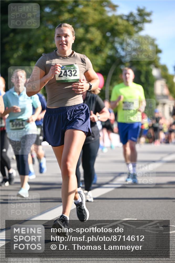 07.09.2025 - BARMER Alsterlauf Dr. Thomas Lammeyer http://msf.ph/oto/8714612 07.09.2025 09:48:20 Laufen 5994, 36, 2432 meine-sportfotos.de