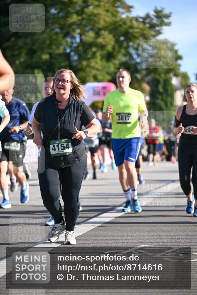 07.09.2025 - BARMER Alsterlauf Dr. Thomas Lammeyer http://msf.ph/oto/8714616 07.09.2025 09:48:21 Laufen 4630, 4154, 3817, 294 meine-sportfotos.de