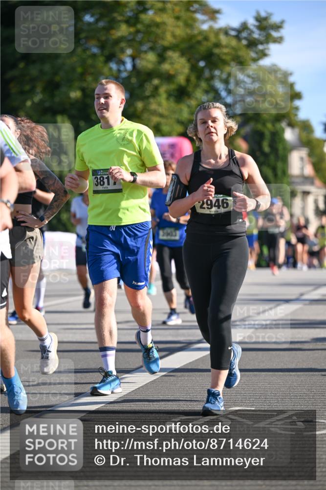 07.09.2025 - BARMER Alsterlauf Dr. Thomas Lammeyer http://msf.ph/oto/8714624 07.09.2025 09:48:22 Laufen 381, 2946 meine-sportfotos.de