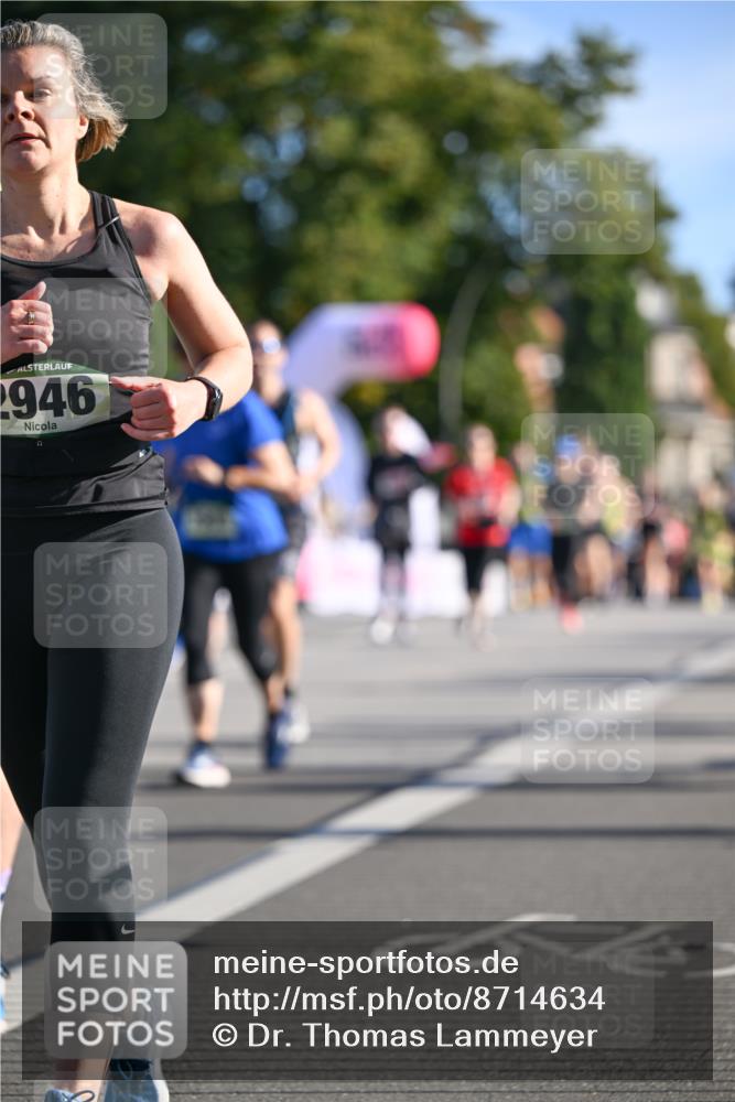 07.09.2025 - BARMER Alsterlauf Dr. Thomas Lammeyer http://msf.ph/oto/8714634 07.09.2025 09:48:23 Laufen 2946 meine-sportfotos.de