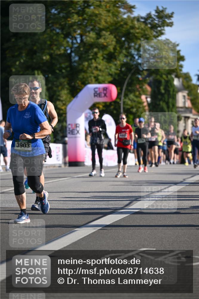07.09.2025 - BARMER Alsterlauf Dr. Thomas Lammeyer http://msf.ph/oto/8714638 07.09.2025 09:48:24 Laufen 3903 meine-sportfotos.de