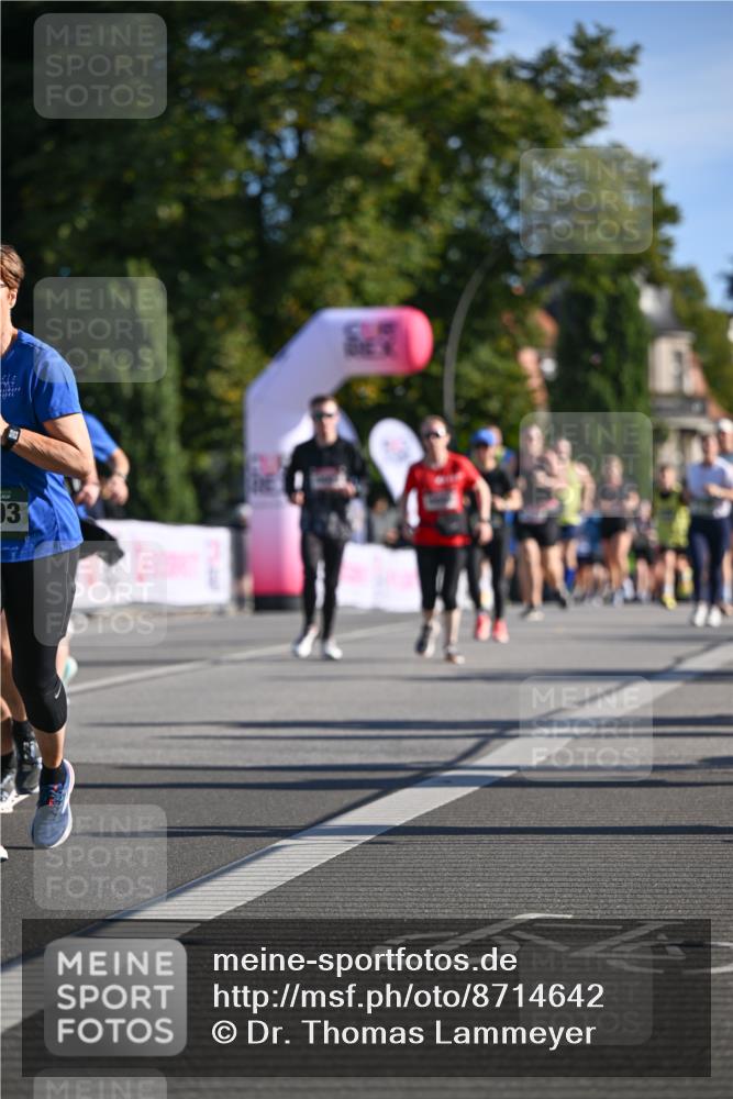 07.09.2025 - BARMER Alsterlauf Dr. Thomas Lammeyer http://msf.ph/oto/8714642 07.09.2025 09:48:25 Laufen 13 meine-sportfotos.de