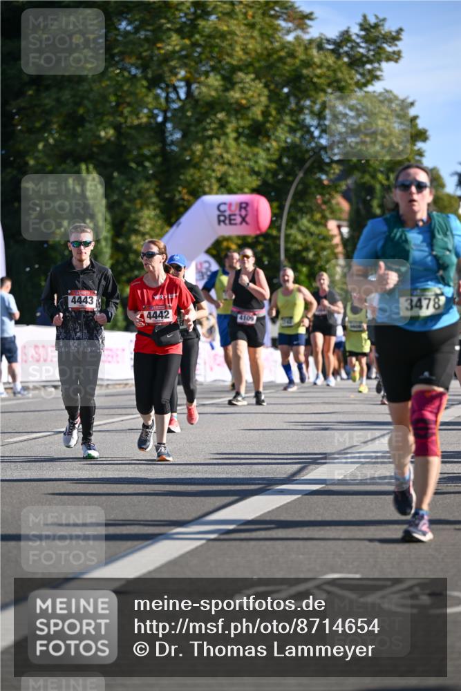 07.09.2025 - BARMER Alsterlauf Dr. Thomas Lammeyer http://msf.ph/oto/8714654 07.09.2025 09:48:28 Laufen 4443, 4442, 3478, 4109 meine-sportfotos.de