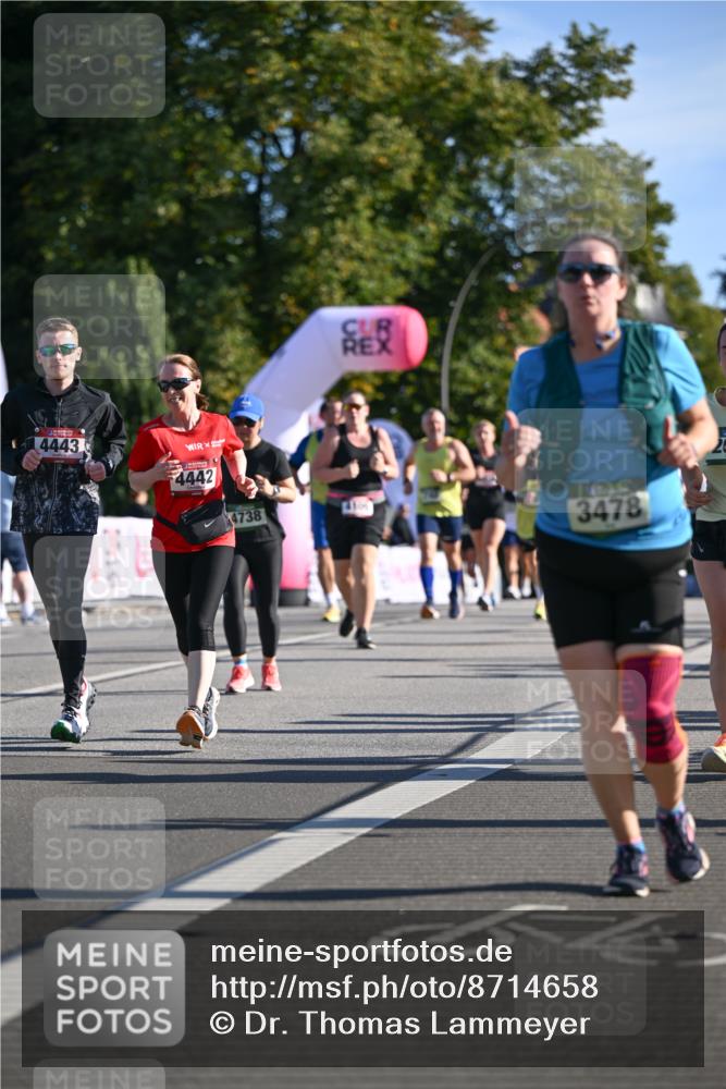 07.09.2025 - BARMER Alsterlauf Dr. Thomas Lammeyer http://msf.ph/oto/8714658 07.09.2025 09:48:28 Laufen 4443, 4442, 4738, 3478 meine-sportfotos.de