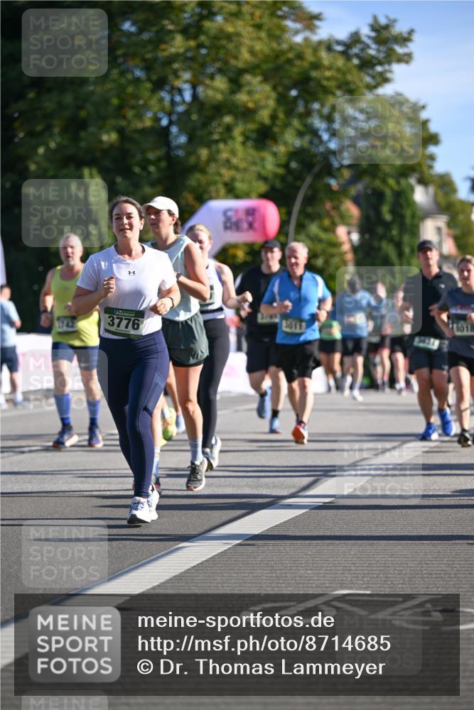 07.09.2025 - BARMER Alsterlauf Dr. Thomas Lammeyer http://msf.ph/oto/8714685 07.09.2025 09:48:33 Laufen 15, 29, 3776, 8018 meine-sportfotos.de