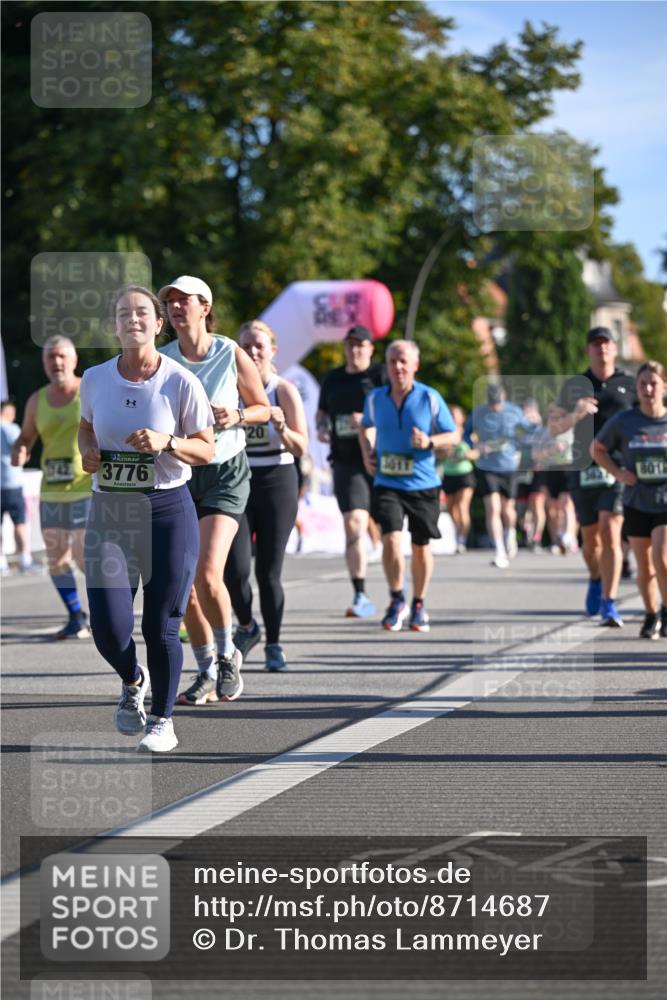07.09.2025 - BARMER Alsterlauf Dr. Thomas Lammeyer http://msf.ph/oto/8714687 07.09.2025 09:48:33 Laufen 20, 8018, 3776 meine-sportfotos.de