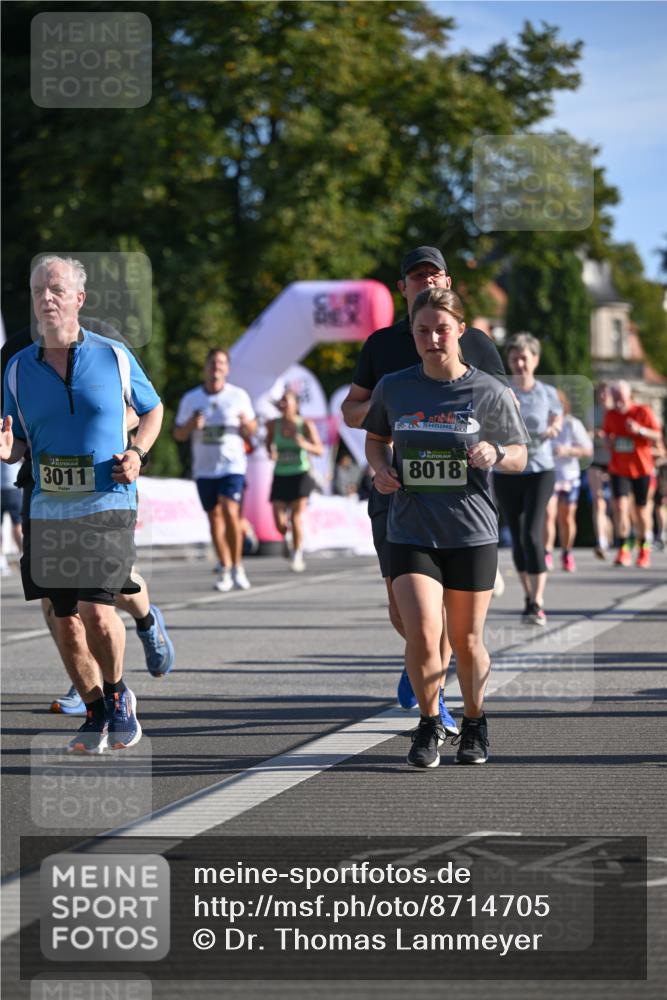 07.09.2025 - BARMER Alsterlauf Dr. Thomas Lammeyer http://msf.ph/oto/8714705 07.09.2025 09:48:36 Laufen 3011, 8018 meine-sportfotos.de