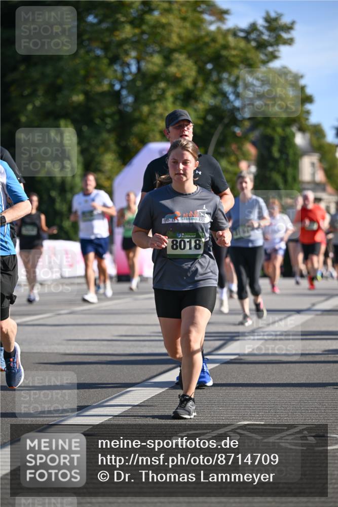 07.09.2025 - BARMER Alsterlauf Dr. Thomas Lammeyer http://msf.ph/oto/8714709 07.09.2025 09:48:36 Laufen 8018 meine-sportfotos.de
