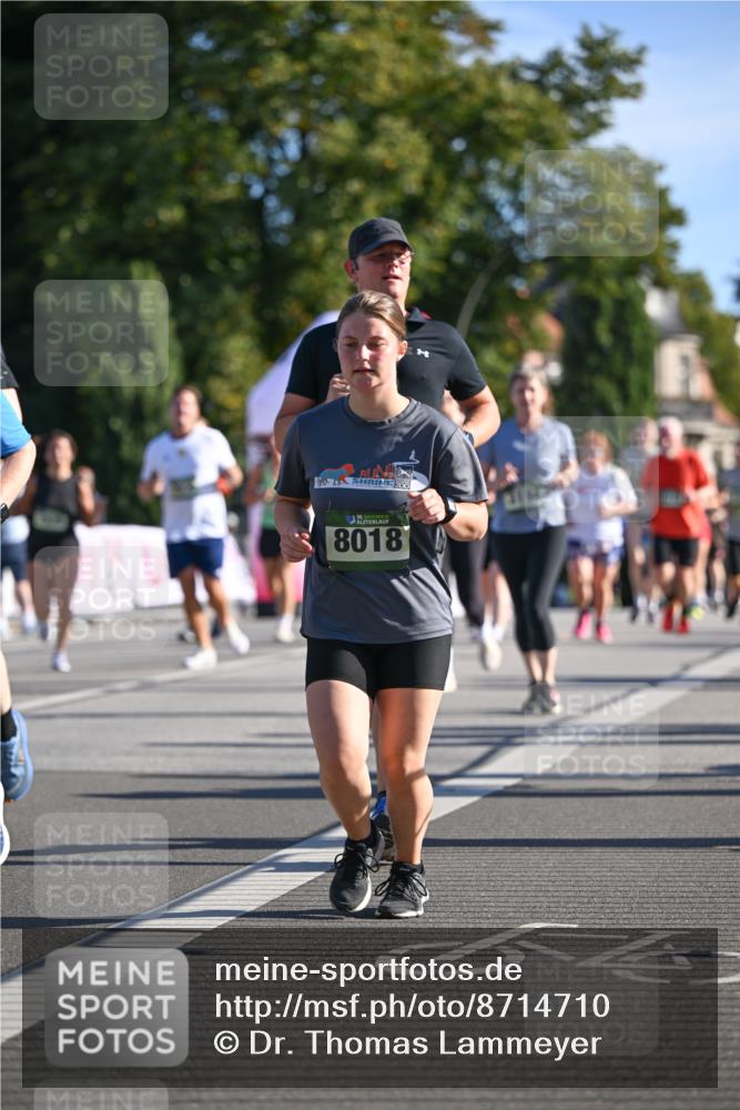 07.09.2025 - BARMER Alsterlauf Dr. Thomas Lammeyer http://msf.ph/oto/8714710 07.09.2025 09:48:37 Laufen 200, 8018 meine-sportfotos.de