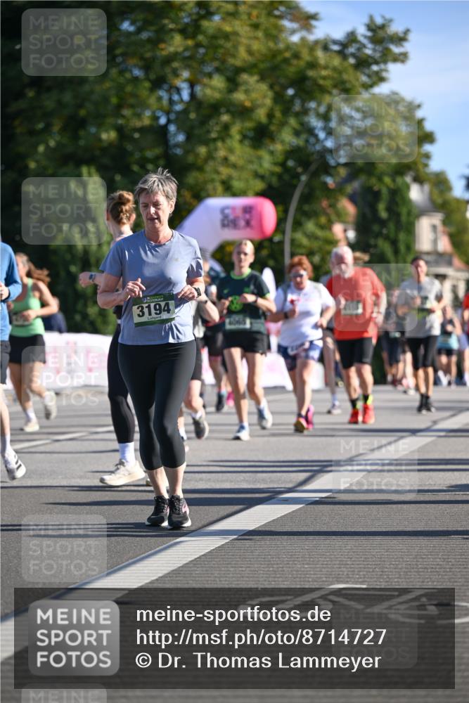 07.09.2025 - BARMER Alsterlauf Dr. Thomas Lammeyer http://msf.ph/oto/8714727 07.09.2025 09:48:39 Laufen 3194 meine-sportfotos.de