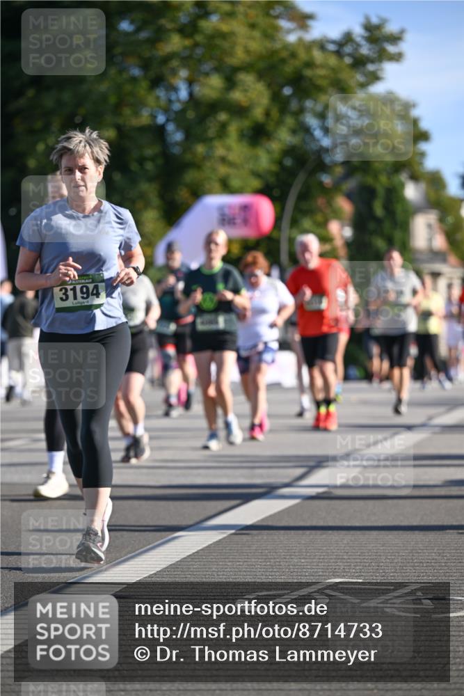 07.09.2025 - BARMER Alsterlauf Dr. Thomas Lammeyer http://msf.ph/oto/8714733 07.09.2025 09:48:40 Laufen 3194 meine-sportfotos.de
