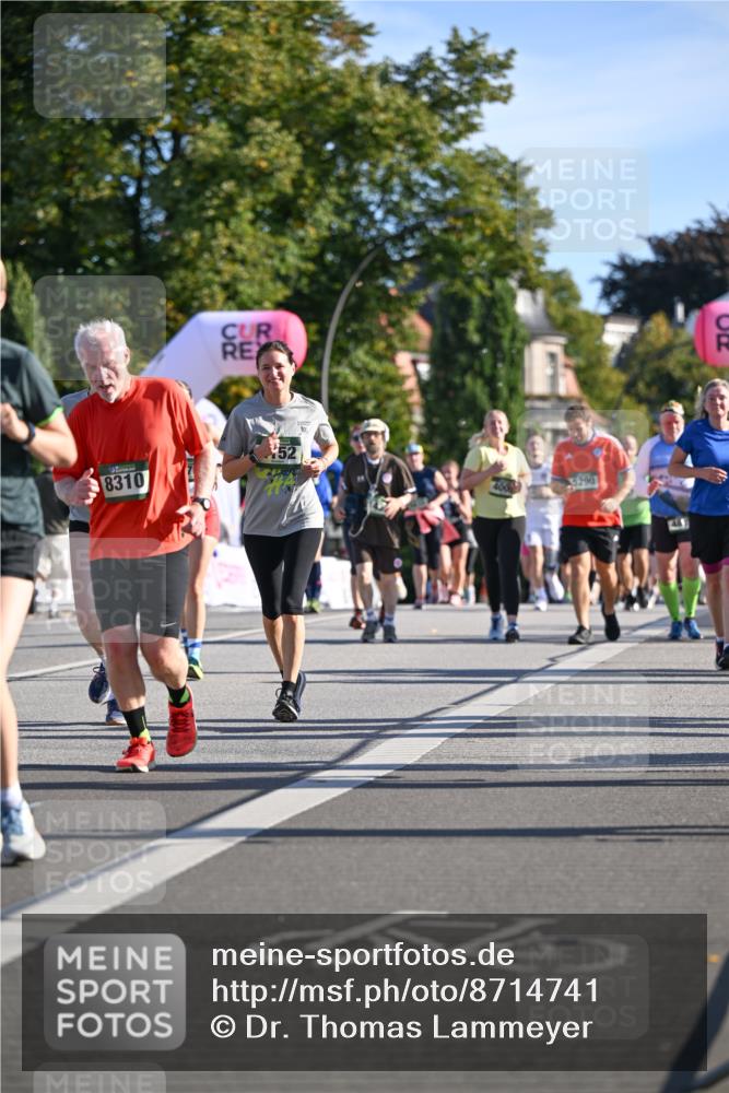 07.09.2025 - BARMER Alsterlauf Dr. Thomas Lammeyer http://msf.ph/oto/8714741 07.09.2025 09:48:43 Laufen 8310, 52, 5290, 4006 meine-sportfotos.de