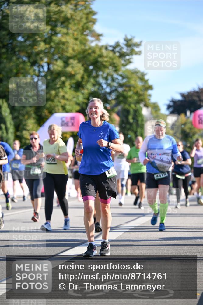 07.09.2025 - BARMER Alsterlauf Dr. Thomas Lammeyer http://msf.ph/oto/8714761 07.09.2025 09:48:48 Laufen 600, 222, 4818 meine-sportfotos.de