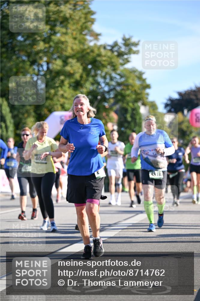 07.09.2025 - BARMER Alsterlauf Dr. Thomas Lammeyer http://msf.ph/oto/8714762 07.09.2025 09:48:48 Laufen 4039, 4818 meine-sportfotos.de