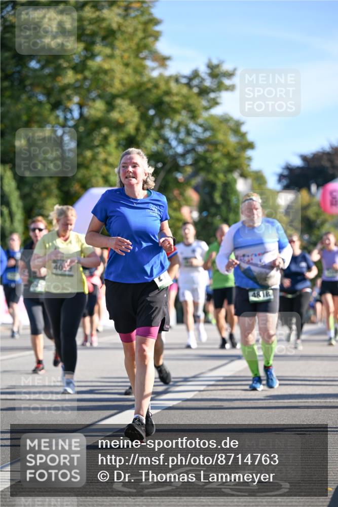 07.09.2025 - BARMER Alsterlauf Dr. Thomas Lammeyer http://msf.ph/oto/8714763 07.09.2025 09:48:48 Laufen 40, 4818 meine-sportfotos.de