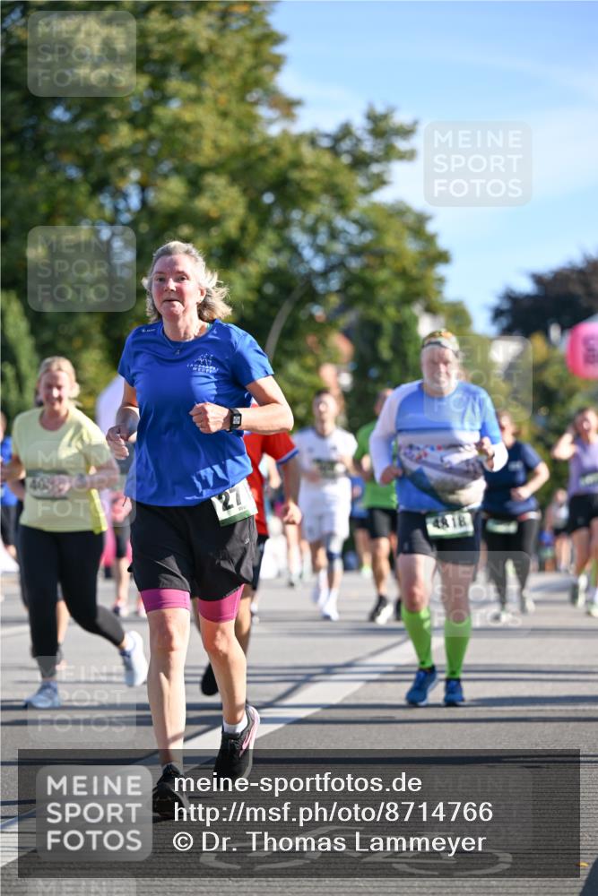 07.09.2025 - BARMER Alsterlauf Dr. Thomas Lammeyer http://msf.ph/oto/8714766 07.09.2025 09:48:49 Laufen 400, 27, 4818, 54 meine-sportfotos.de