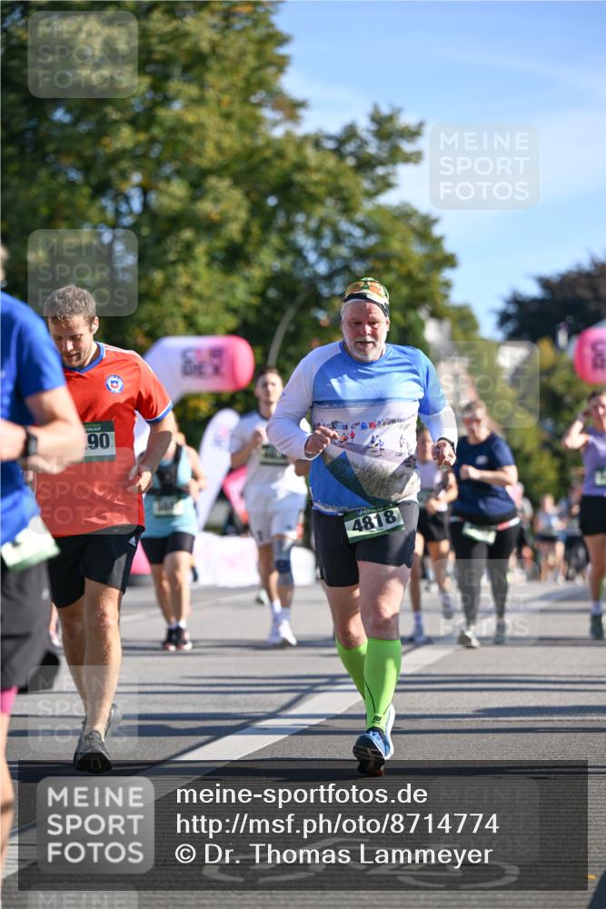 07.09.2025 - BARMER Alsterlauf Dr. Thomas Lammeyer http://msf.ph/oto/8714774 07.09.2025 09:48:50 Laufen 90, 4818 meine-sportfotos.de