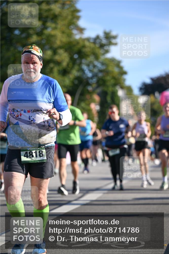 07.09.2025 - BARMER Alsterlauf Dr. Thomas Lammeyer http://msf.ph/oto/8714786 07.09.2025 09:48:52 Laufen 4818 meine-sportfotos.de