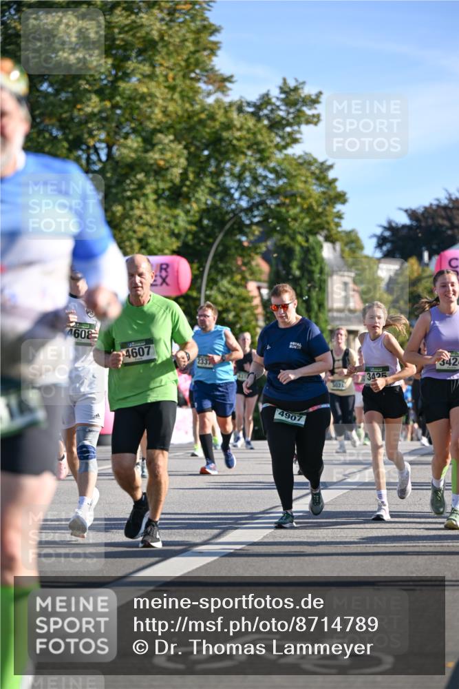 07.09.2025 - BARMER Alsterlauf Dr. Thomas Lammeyer http://msf.ph/oto/8714789 07.09.2025 09:48:52 Laufen 4608, 4607, 2337, 4907, 3021, 342, 3425, 34 meine-sportfotos.de