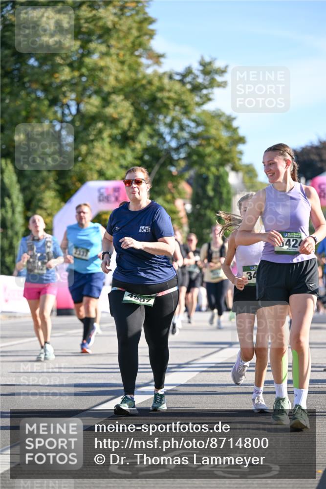 07.09.2025 - BARMER Alsterlauf Dr. Thomas Lammeyer http://msf.ph/oto/8714800 07.09.2025 09:48:54 Laufen 25, 907, 34, 424 meine-sportfotos.de