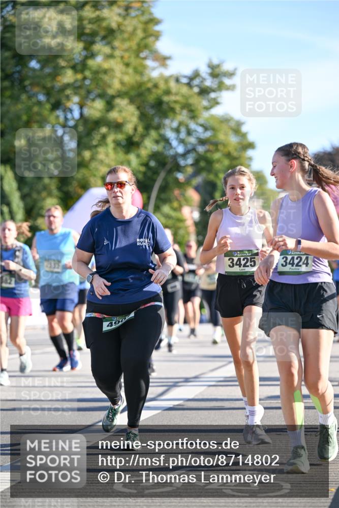 07.09.2025 - BARMER Alsterlauf Dr. Thomas Lammeyer http://msf.ph/oto/8714802 07.09.2025 09:48:55 Laufen 490, 5, 3425, 3424 meine-sportfotos.de