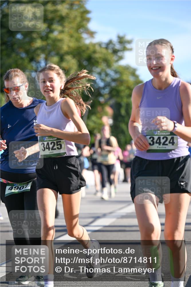 07.09.2025 - BARMER Alsterlauf Dr. Thomas Lammeyer http://msf.ph/oto/8714811 07.09.2025 09:48:56 Laufen 4907, 1, 3425, 3424 meine-sportfotos.de