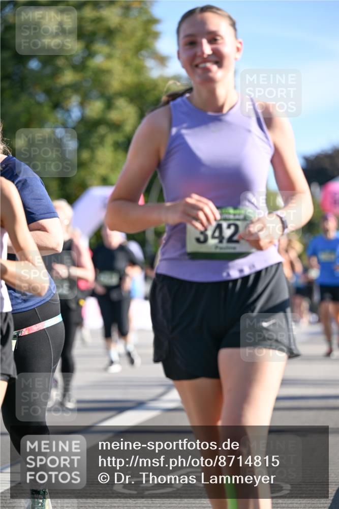 07.09.2025 - BARMER Alsterlauf Dr. Thomas Lammeyer http://msf.ph/oto/8714815 07.09.2025 09:48:56 Laufen 342 meine-sportfotos.de