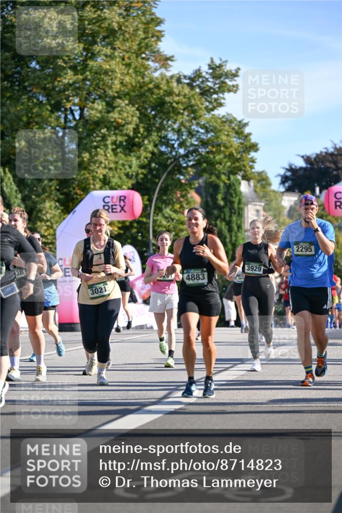 07.09.2025 - BARMER Alsterlauf Dr. Thomas Lammeyer http://msf.ph/oto/8714823 07.09.2025 09:48:59 Laufen 38, 261, 3021, 4883, 3929, 2295, 554 meine-sportfotos.de